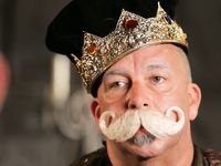 Кадры из полнометражного фильма Золушка XXX порно пародия